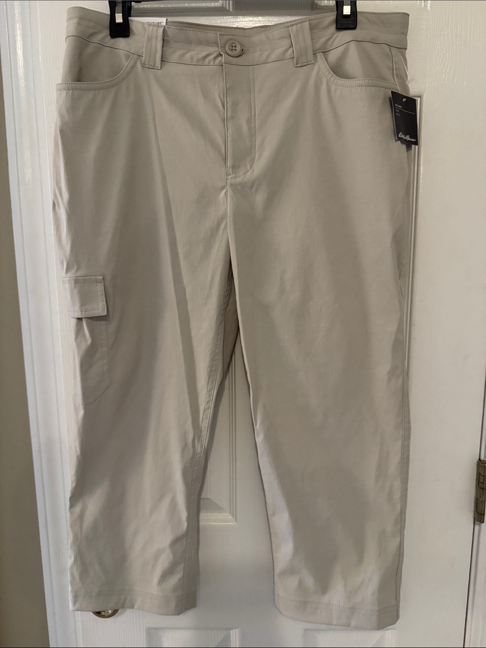 Eddie Bauer Women's Light Beige Cargo Capri Pants